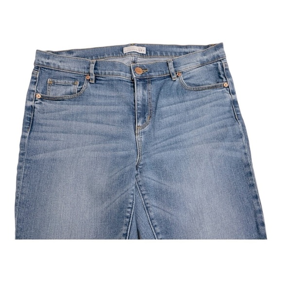 LOFT Modern Kick Crop Jeans Medium Wash Blue Mid Rise Cropped
Length Size 8 - Picture 4 of 11